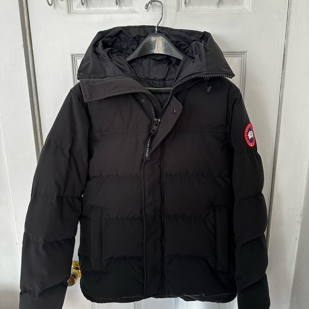 Canada Goose MacMillan Black Puffer Jacket with Hood and Front Zipper